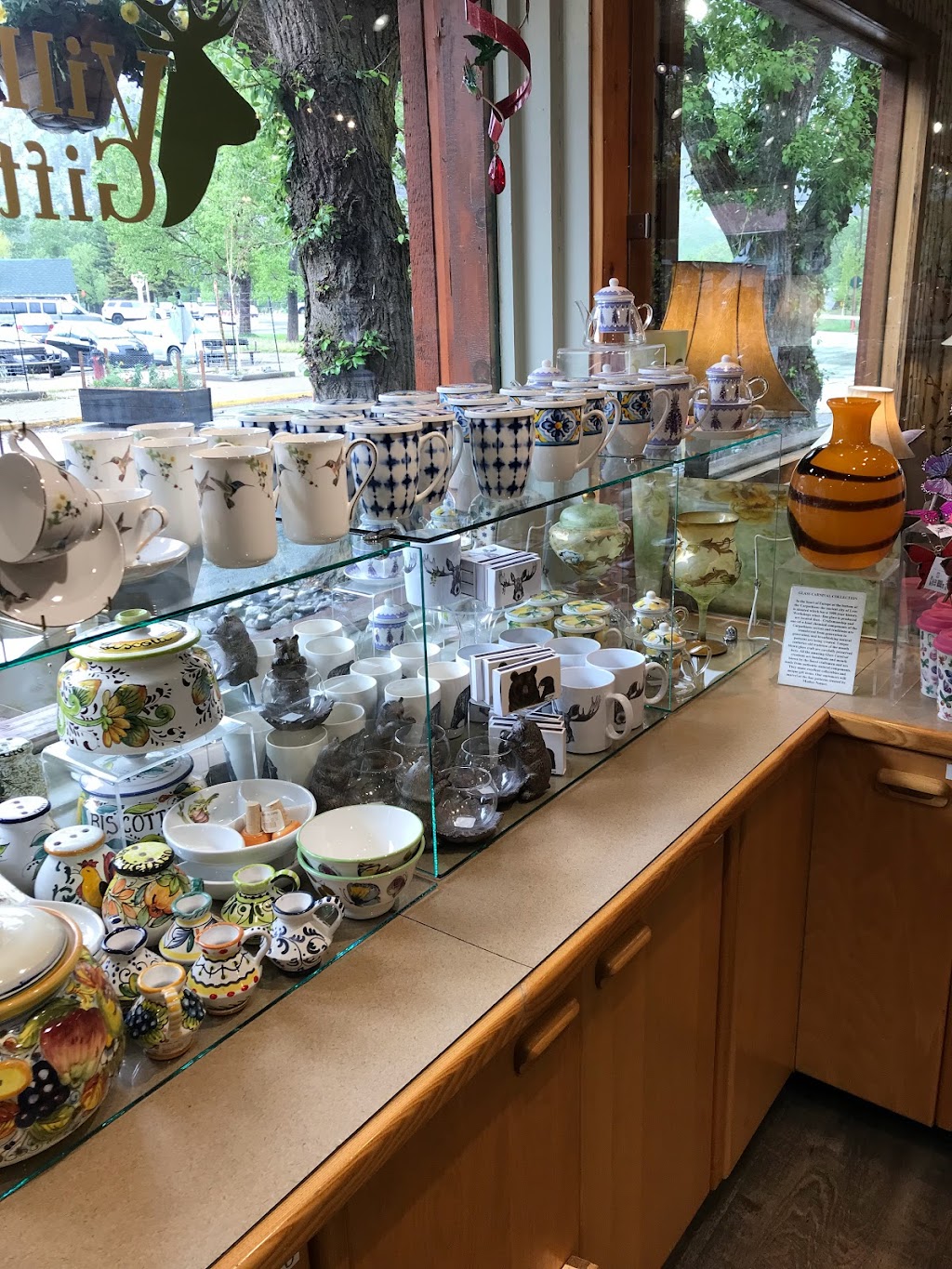 Rocky Mountain General Store | 307 Wind Flower Ave, Waterton Park, AB T0K 2M0, Canada | Phone: (403) 859-2191