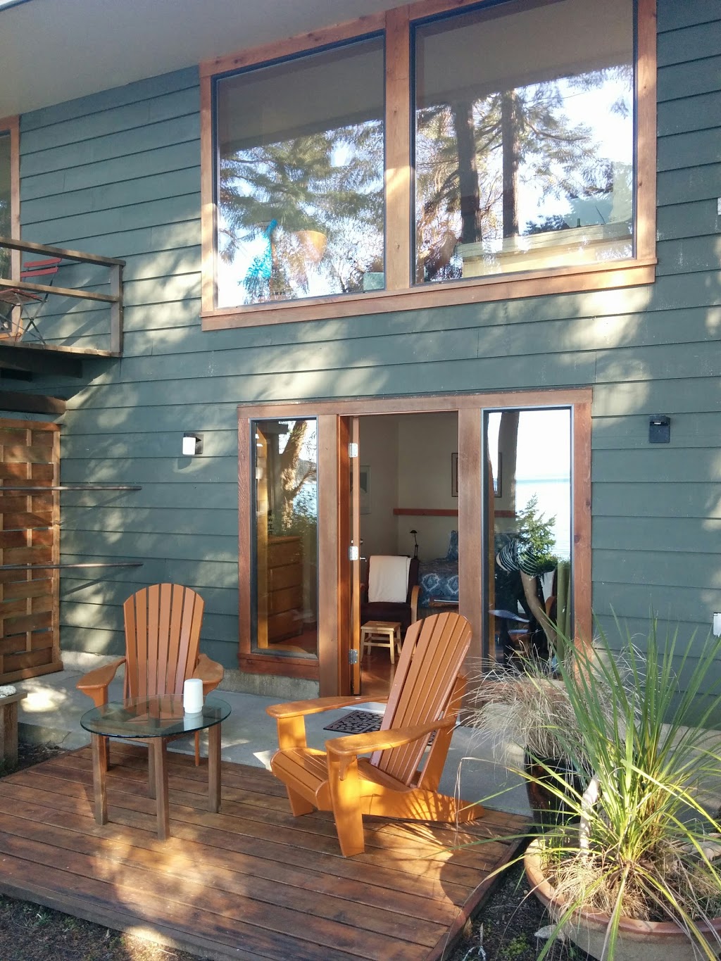 Skipping Stone Beach B&B | 960 Rainbow Rd, Salt Spring Island, BC V8K 2M9, Canada | Phone: (250) 537-2519