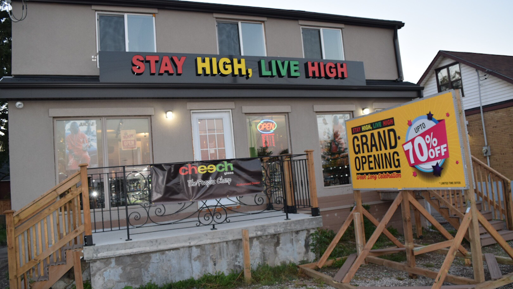 Stay High Live High | 668 Upper James St, Hamilton, ON L9C 2Z3, Canada | Phone: (905) 385-0006