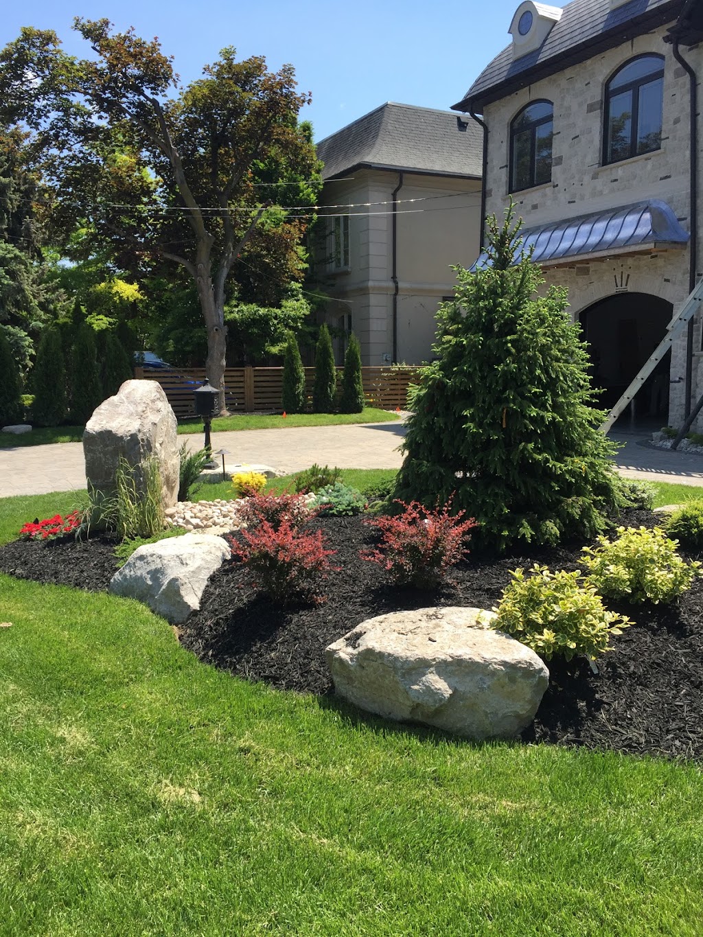 Artech Landscaping & Construction Ltd | 2 Elihof Dr, Maple, ON L6A 4N4, Canada | Phone: (416) 995-6632