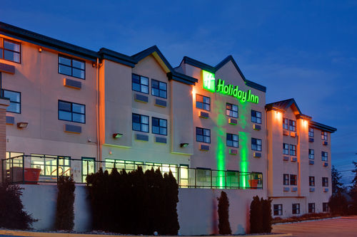 Holiday Inn West Kelowna | 2569 Dobbin Rd, West Kelowna, BC V4T 2J6, Canada | Phone: (250) 768-8879