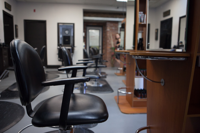 Visions Hair & Esthetics Academy | 86 Main St S, Newmarket, ON L3Y 3Y6, Canada | Phone: (905) 836-4616