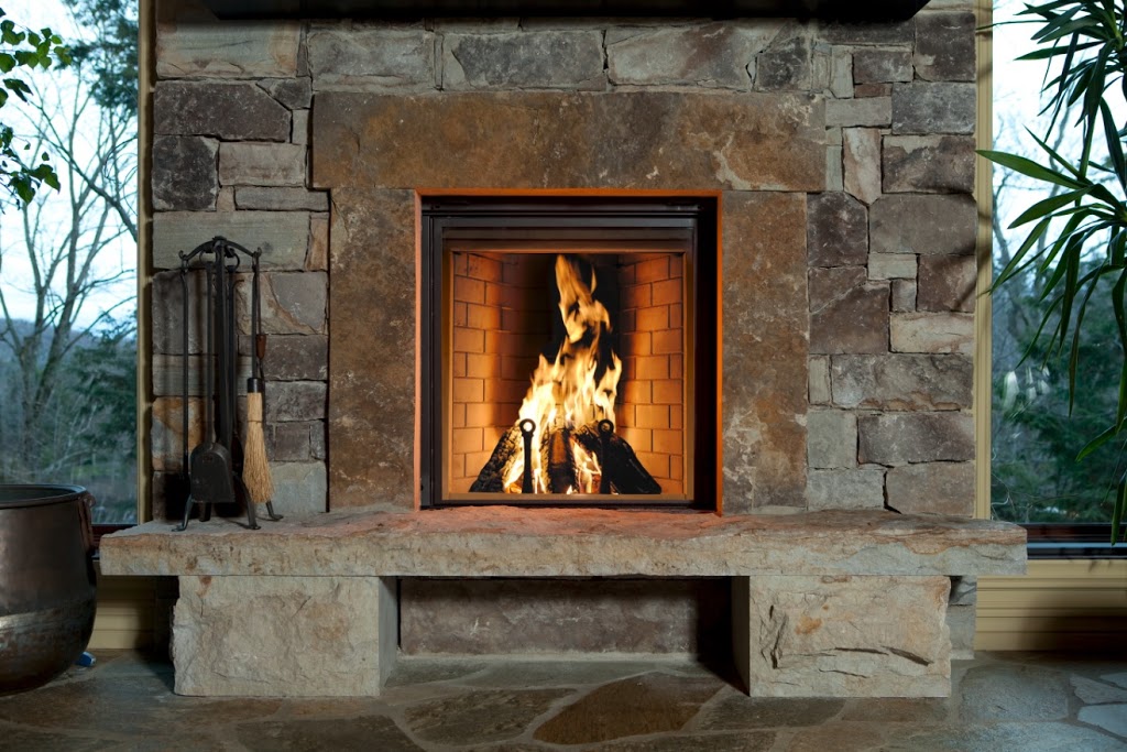 The Fireplace King | 3 Cairns Dr, Huntsville, ON P1H 1Y3, Canada | Phone: (705) 789-8067