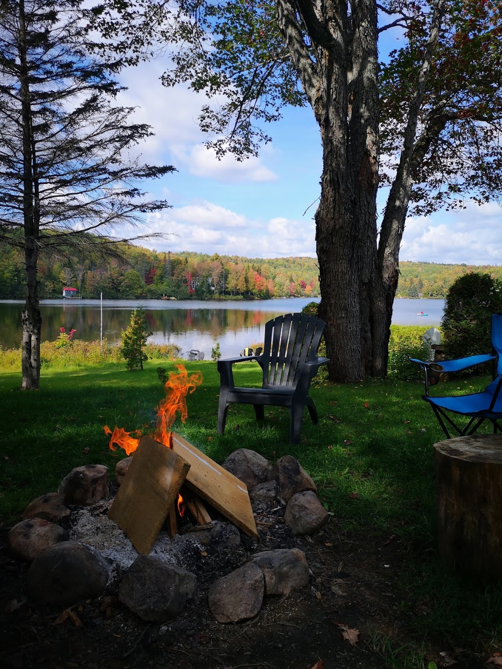 Le Louwys ( CITQ #298557 ) | 1111 Chemin du Lac Daniel, Sainte-Émélie-de-lÉnergie, QC J0K 2K0, Canada | Phone: (514) 654-2871