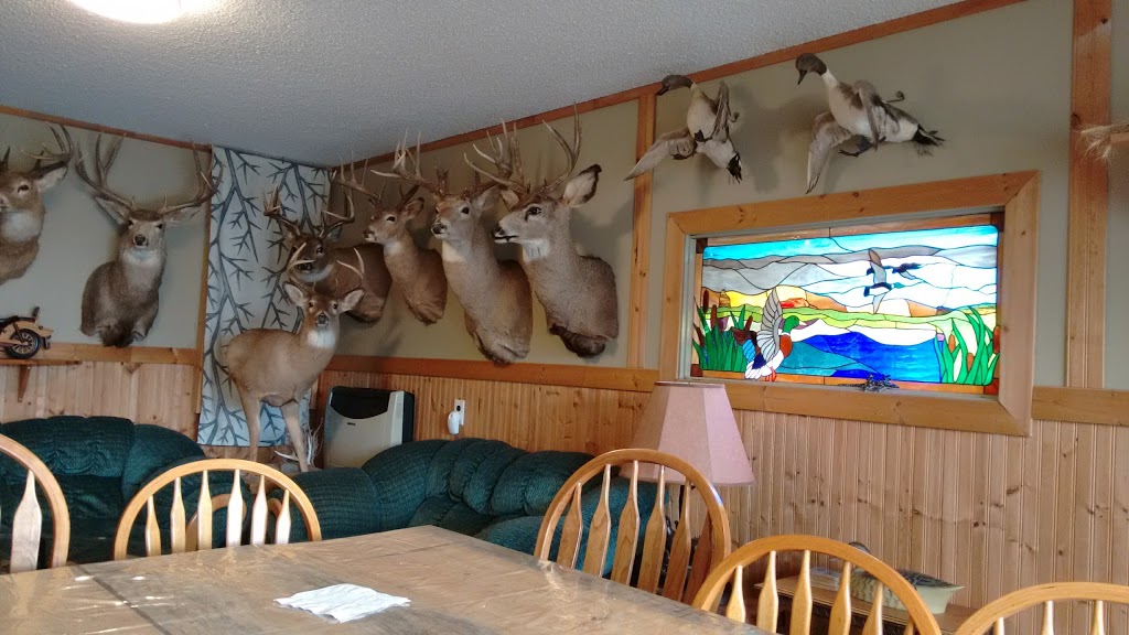 Bittern Lake Lodge | Township Rd 472, 213 472 Twp, AB T0C 0L0, Canada | Phone: (780) 672-1705