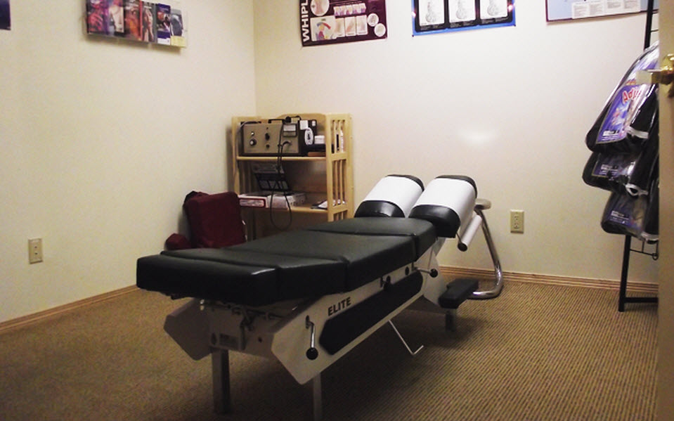 Big Hill Chiropractic & Massage Therapy Centre | 512 1 St W, Cochrane, AB T4C 1A6, Canada | Phone: (403) 932-3600