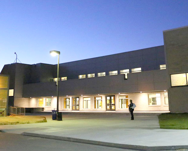 Steinbach Regional Secondary School | 190 McKenzie Ave, Steinbach, MB R5G 0P1, Canada | Phone: (204) 326-6426