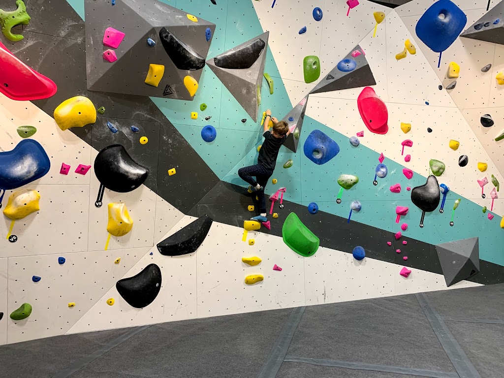 WIP Climbing | 780 30th St, Courtenay, BC V9N 7S7, Canada | Phone: (250) 871-7514