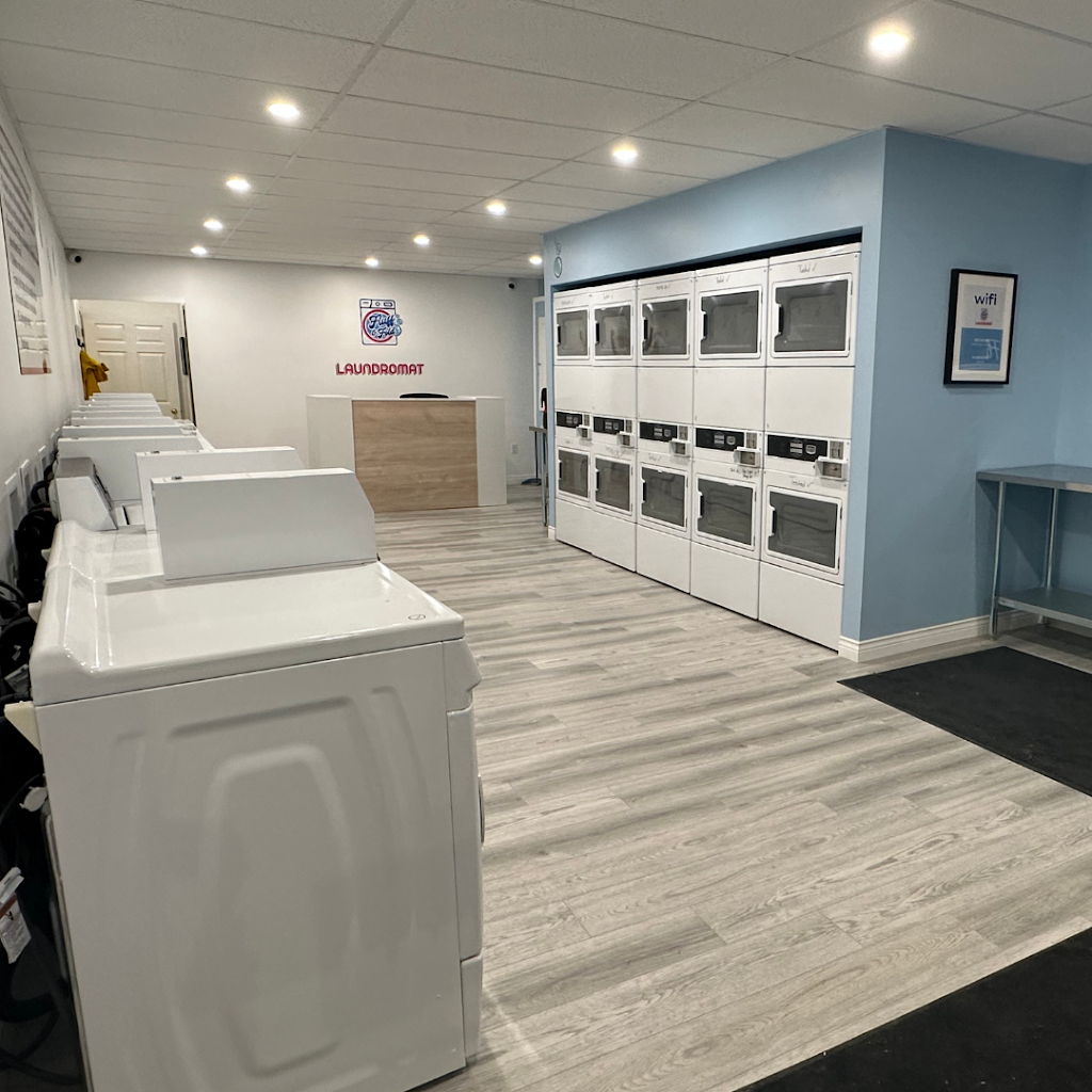 Fluff & Fold Laundromat | 196 Water St, Falmouth, NS B0P 1L0, Canada | Phone: (902) 790-3238