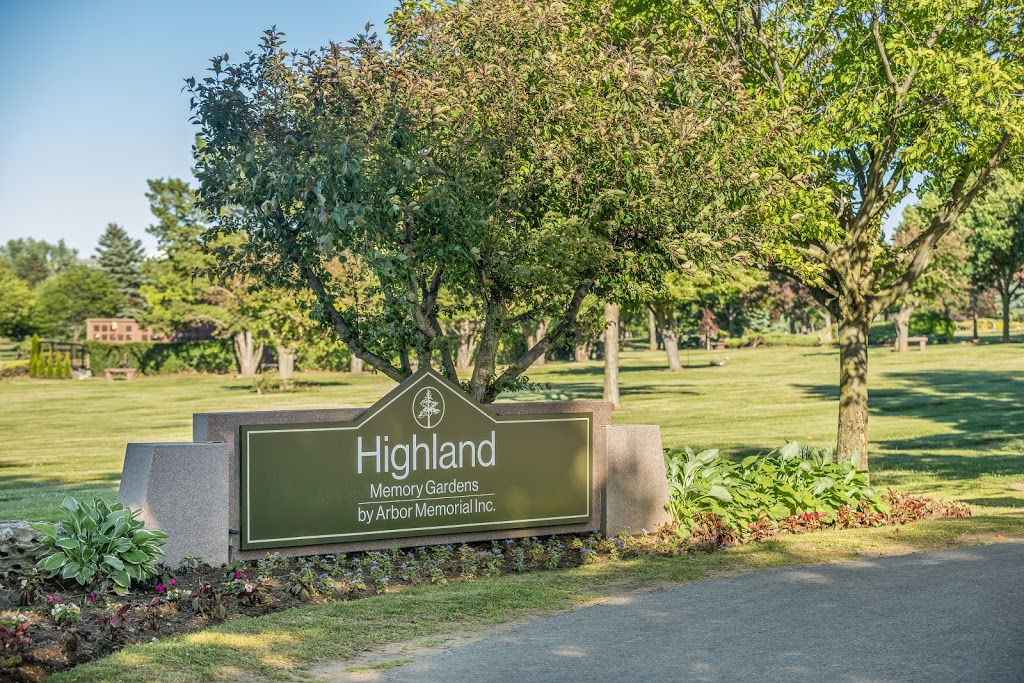 Highland Memory Gardens | 33 Memory Gardens Ln, North York, ON M2H 3K4, Canada | Phone: (416) 493-9580