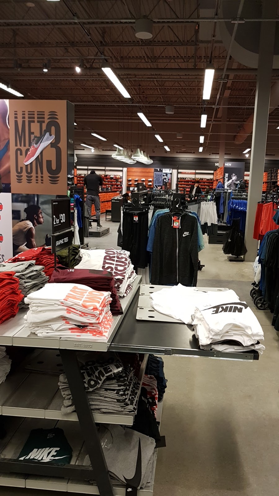 Nike Factory Store | 300 Taylor Rd, Niagara-on-the-Lake, ON L0S 1J0, Canada | Phone: (905) 682-2777