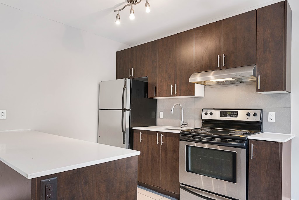310 & 312 Lonsdale Rd Apartments | 312 Lonsdale Rd #310, Toronto, ON M4V 1X4, Canada | Phone: (647) 272-3549