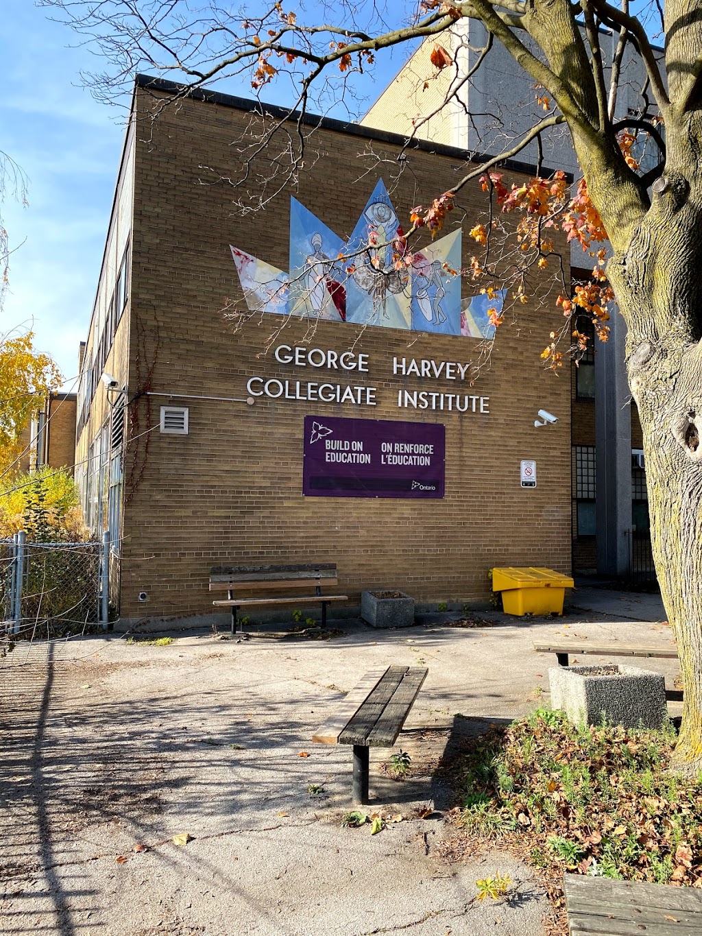 George Harvey Collegiate Institute | 1700 Keele St, York, ON M6M 3W5, Canada | Phone: (416) 394-3180