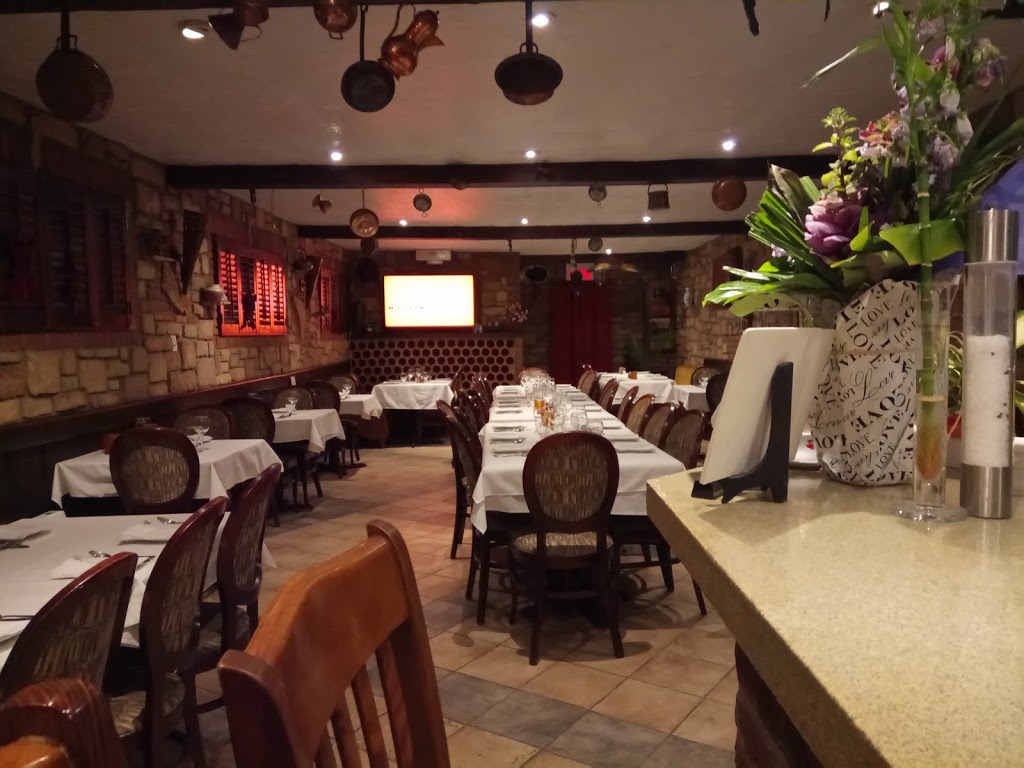 Restaurant Yas | 5563 Chemin Upper Lachine, Montréal, QC H4A 2A7, Canada | Phone: (514) 483-0303