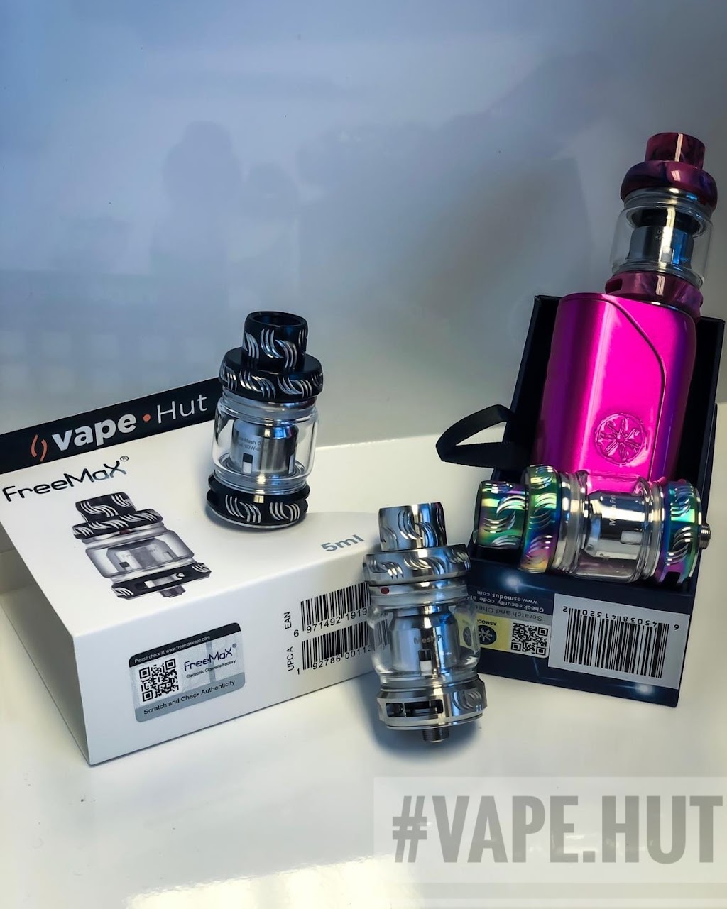 Vape Hut - Oakvilles Vape Shop | 1534 Queensbury Crescent Unit 4, Oakville, ON L6H 4G5, Canada | Phone: (905) 337-2200