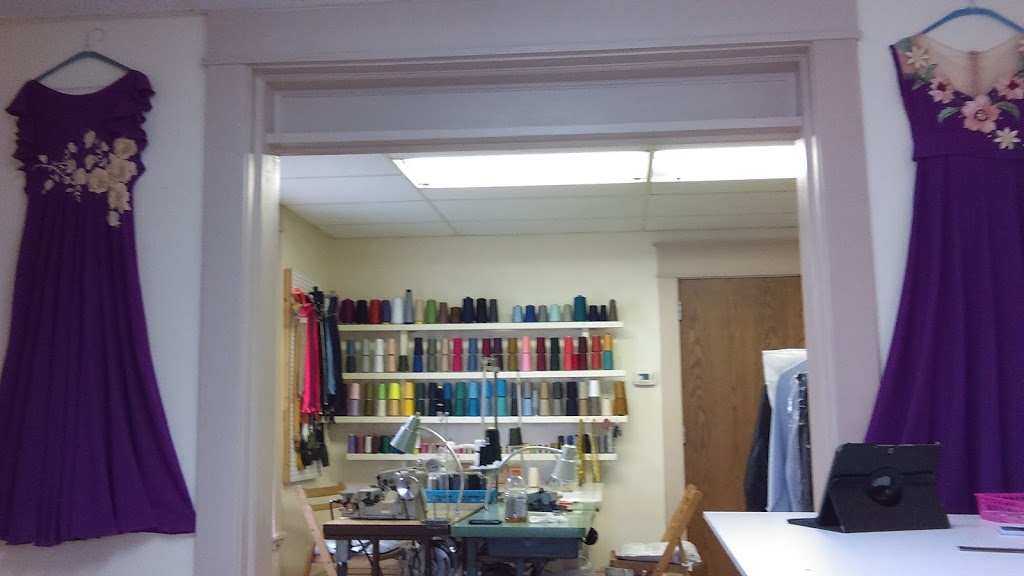 NA sewing and alteration | 128 St George St, Brantford, ON N3R 1V6, Canada | Phone: (519) 900-0093