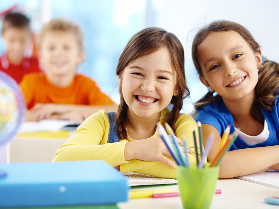 Center Learning Lécole Bleue | 39 Bd Cartier, Beloeil, QC J3G 3P6, Canada | Phone: (450) 281-2177