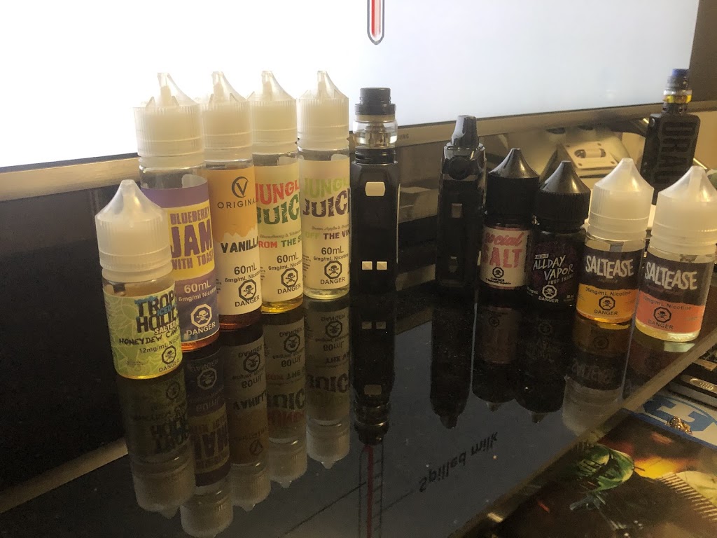 Simpli Vape Oshawa | 1210 Simcoe St N, Oshawa, ON L1G 4X2, Canada | Phone: (905) 960-8273