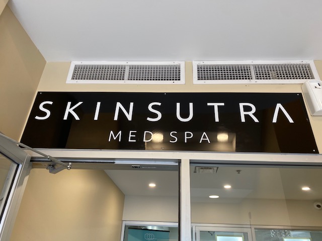 Skinsutra Med Spa | 1011 Upper Middle Rd E Unit E6, Oakville, ON L6H 4L2, Canada | Phone: (647) 454-3979