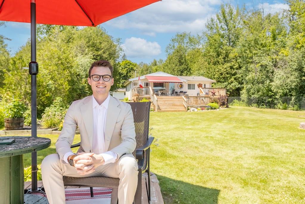 Jacob Waite | Waite Real Estate | 261 Kent St W, Lindsay, ON K9V 2Z3, Canada | Phone: (705) 928-7623