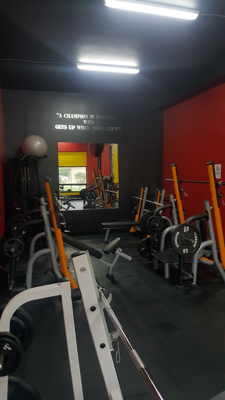 Iron Body Fitness | 42 Union St, Smiths Falls, ON K7A 5C4, Canada | Phone: (613) 284-2242