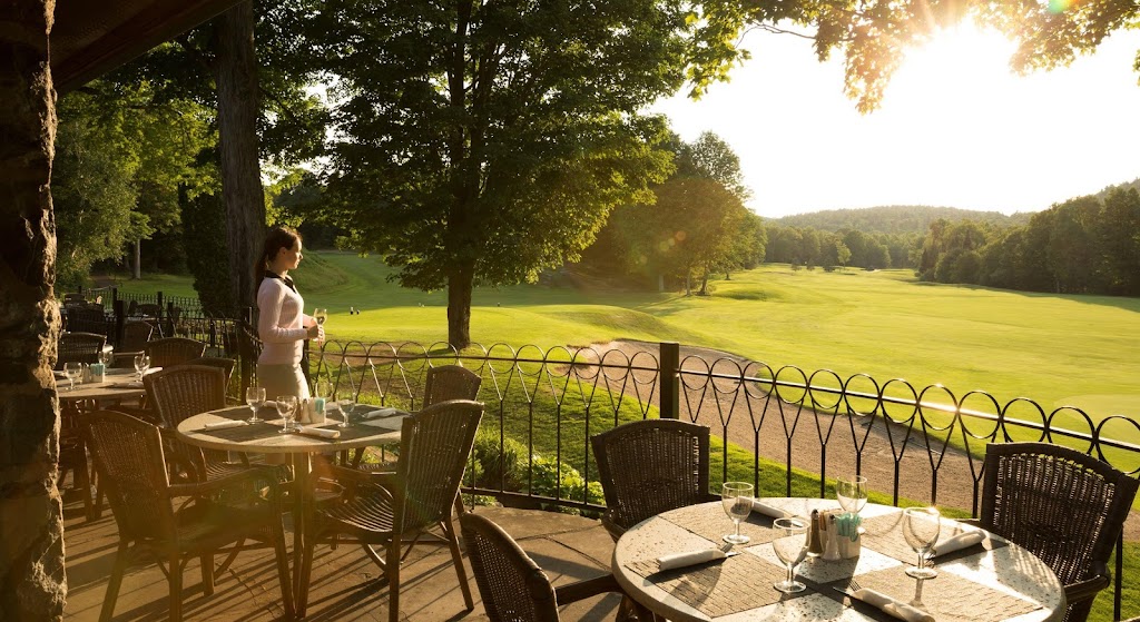 Golf Le Château Montebello | 300 Chem. du Chalet, Montebello, QC J0V 1L0, Canada | Phone: (819) 423-6341