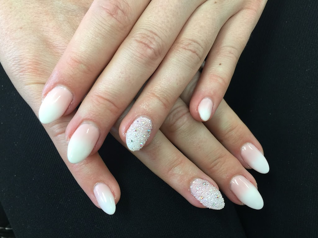 Hi Tech Nails | 2755 Lake Shore Blvd W, Etobicoke, ON M8V 1H2, Canada | Phone: (416) 252-8988