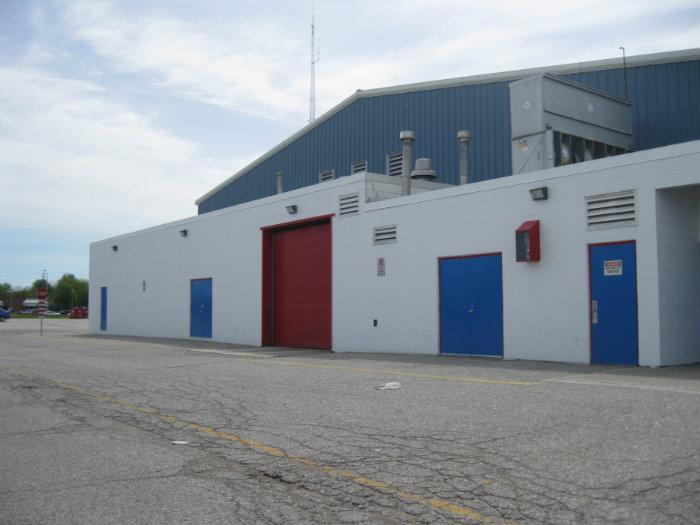 Clearwater Arena | 1400 Wellington St, Sarnia, ON N7S 5R5, Canada | Phone: (519) 344-5355