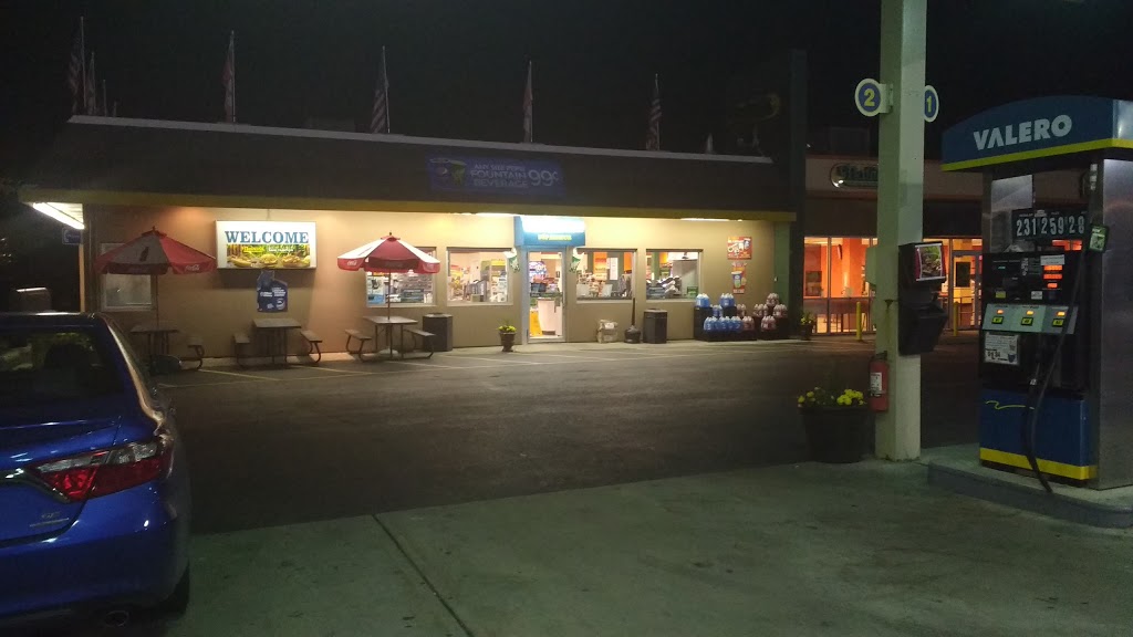 Valero | 1038 US-11, Champlain, NY 12919, USA | Phone: (518) 298-8438