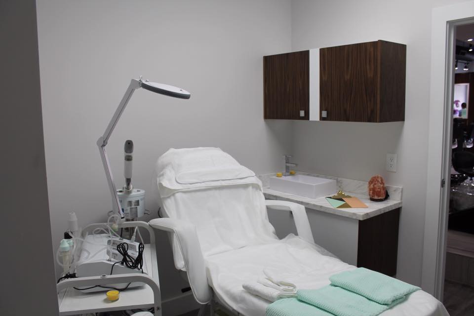 Medic Spa | 8910 Yonge St #9, Richmond Hill, ON L4C 0L7, Canada | Phone: (905) 597-3113