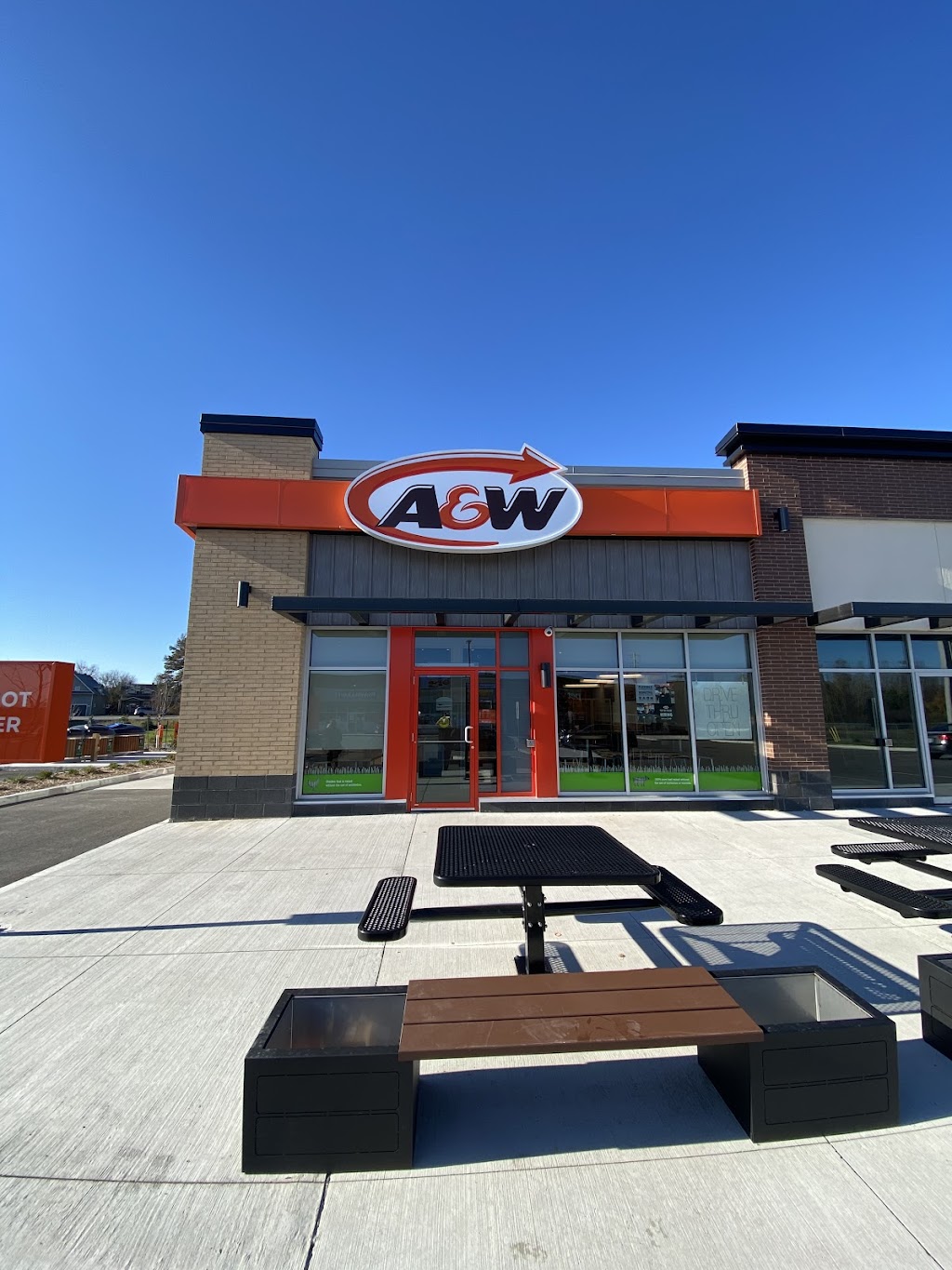 A&W Greely | 6045 Bank St Unit 301, Greely, ON K4P 1N3, Canada | Phone: (613) 574-0120