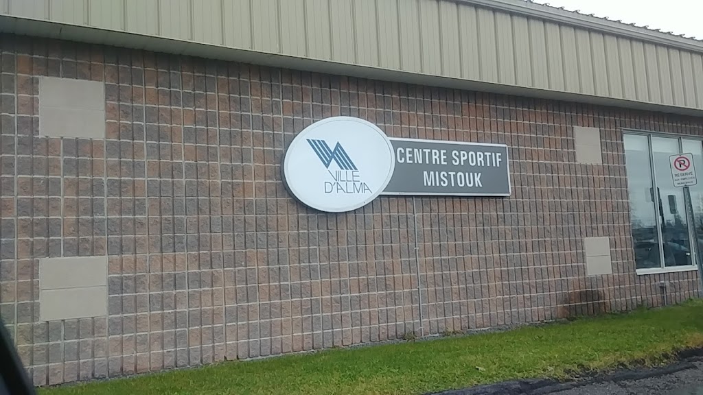 Mistouk Sports Center | 401 Rue Mistouk, Alma, QC G8E 2J8, Canada | Phone: (418) 347-5733