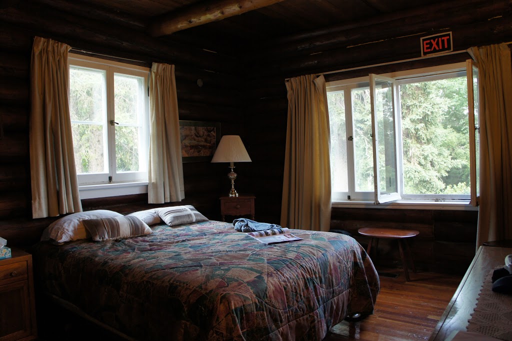 Quebec Lodge | 17 ON-628, Red Rock, ON P0T 2P0, Canada | Phone: (807) 886-2603