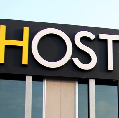 Host Hotel | 1860Québec route 132, Kahnawake, QC J0L 1B0, Canada | Phone: (450) 632-4678