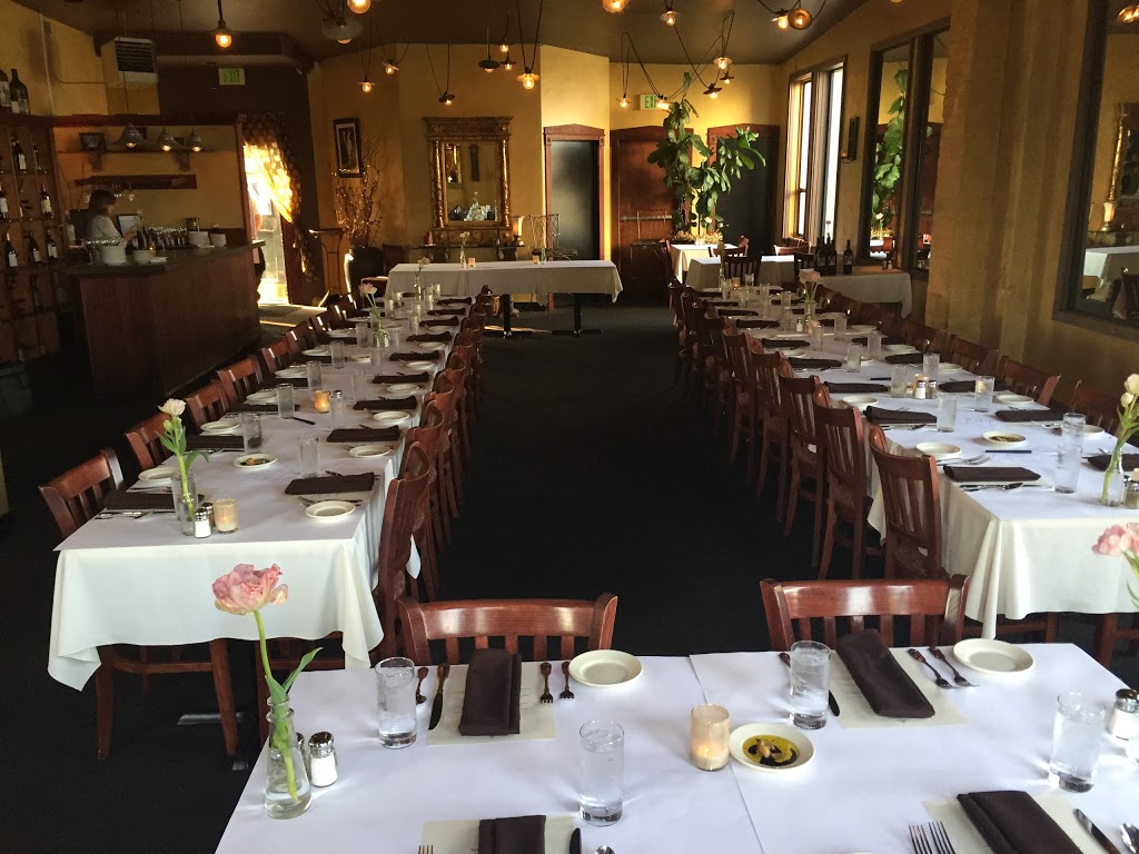 Vinnys Ristorante | 165 West St, Friday Harbor, WA 98250, USA | Phone: (360) 378-1934