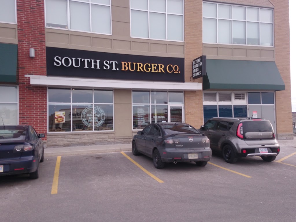 South St. Burger | 1105 Kingston Rd #12, Pickering, ON L1V 1B5, Canada | Phone: (905) 492-5151