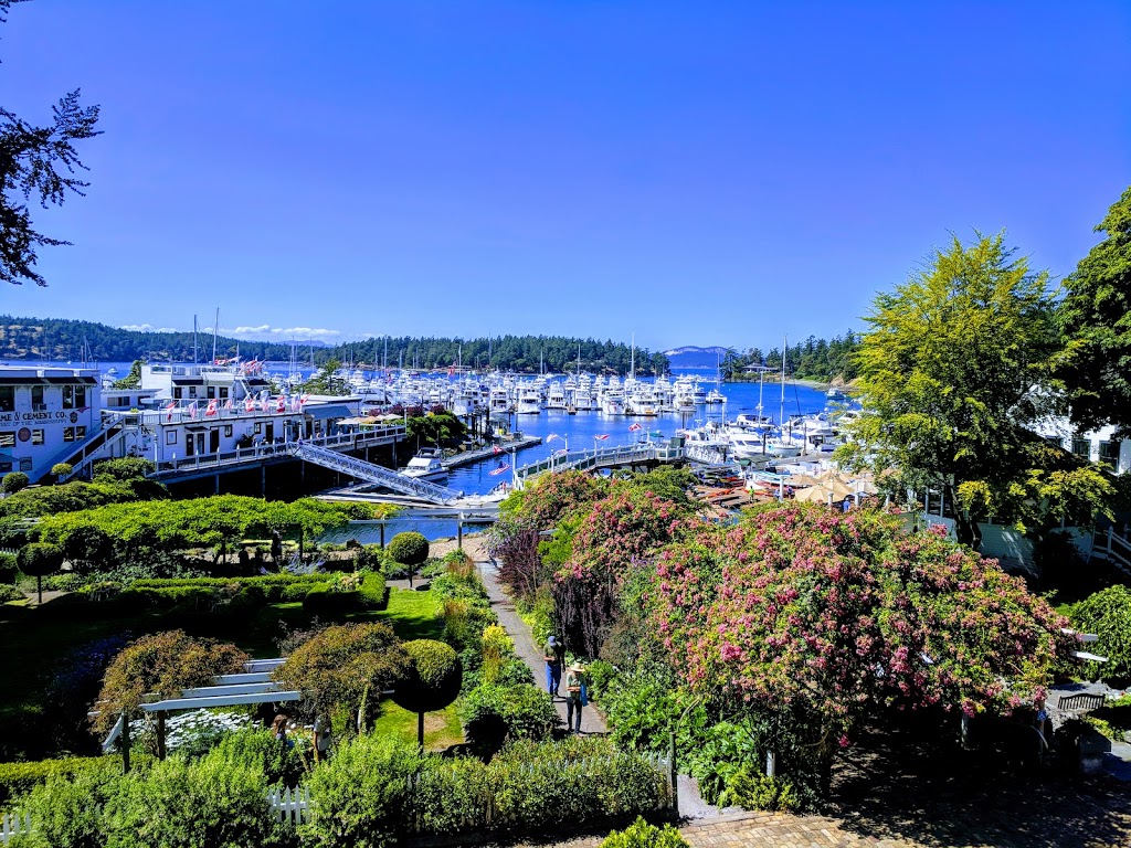 Hotel De Haro at Roche Harbor Resort | 248 Reuben Memorial Dr, Friday Harbor, WA 98250, USA | Phone: (800) 451-8910