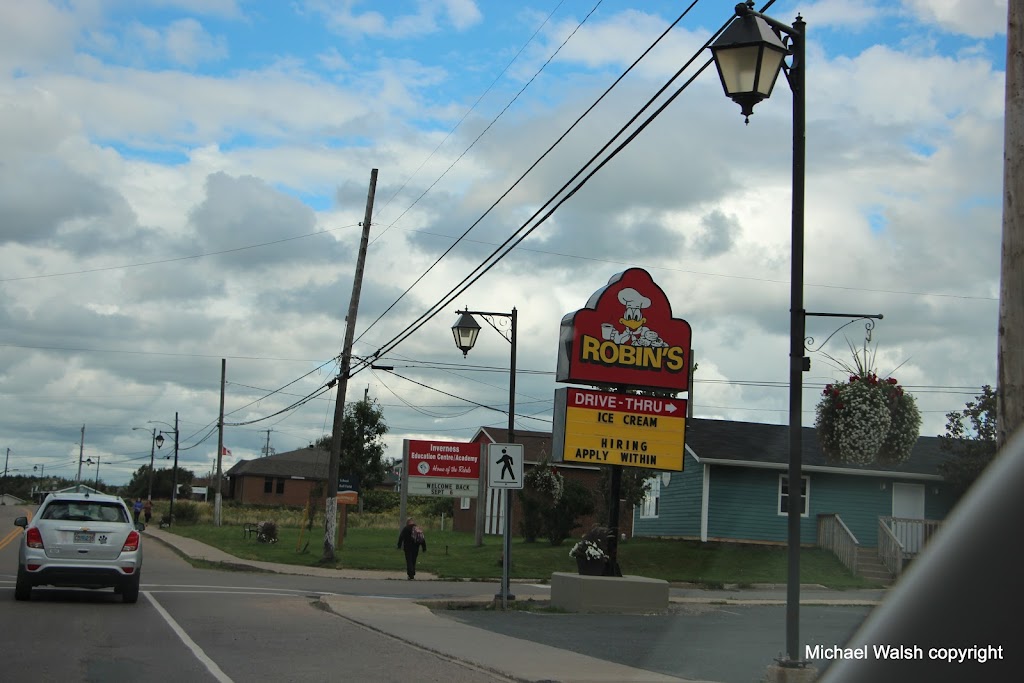 Robins Donuts | 15896 Central Ave, Inverness, NS B0E 1N0, Canada | Phone: (902) 258-2463