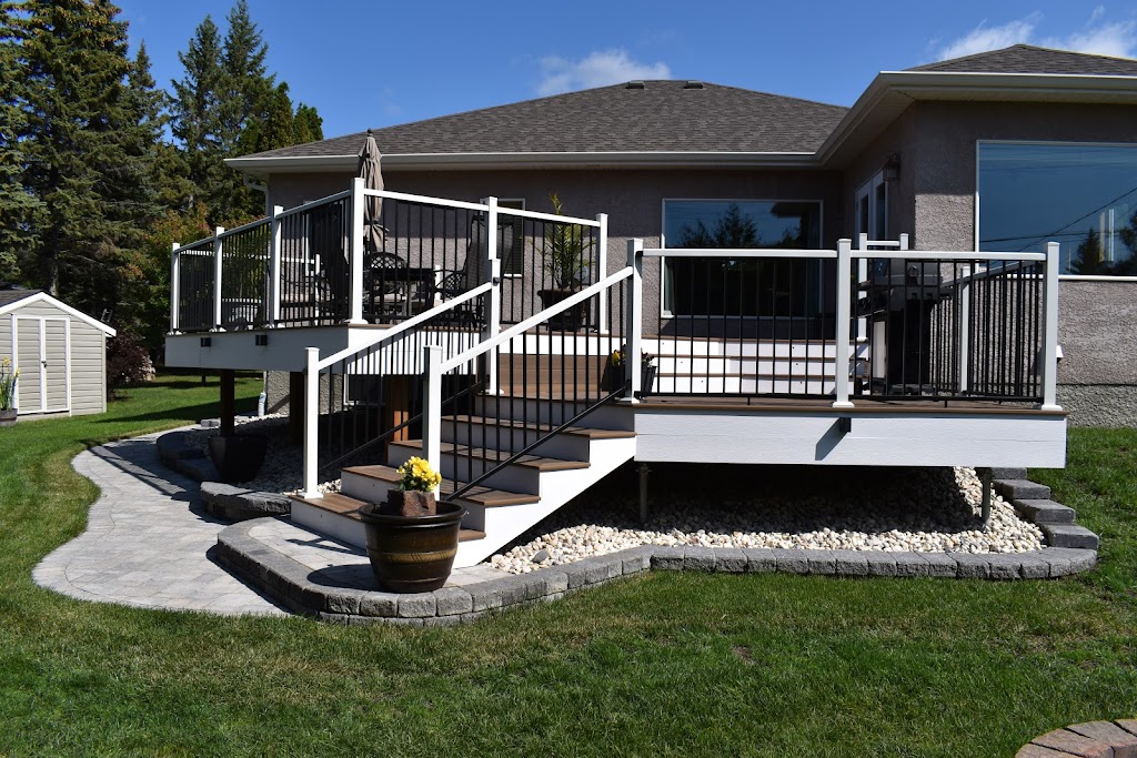 Deck City - Custom Decks, Screen Rooms, Sun Rooms | 214 St Marys Rd, Winnipeg, MB R2H 1J3, Canada | Phone: (204) 272-0610