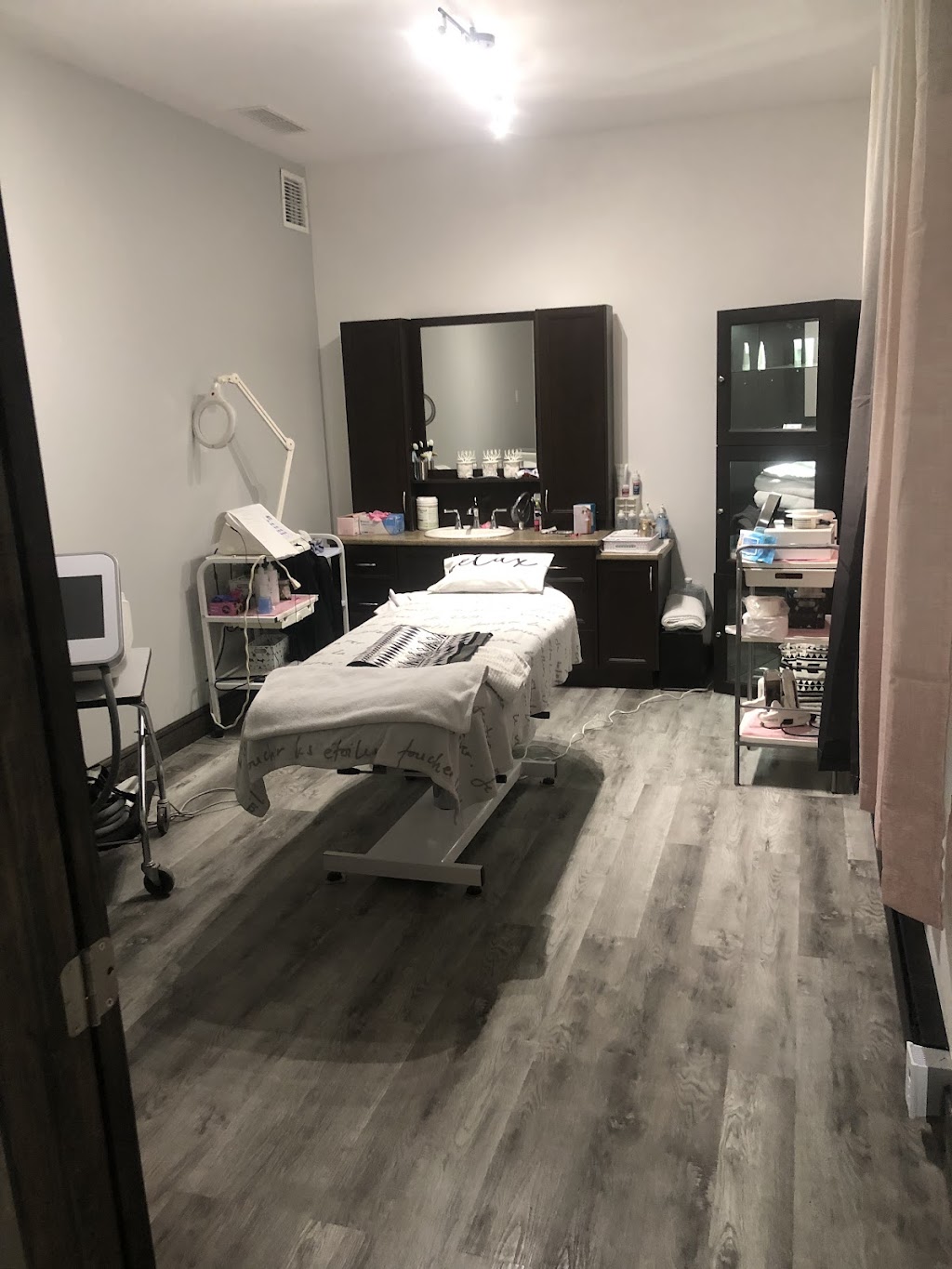 Esthétique Roxanne | 1370 Bd Louis Fréchette, Nicolet, QC J3T 1K8, Canada | Phone: (819) 293-3214