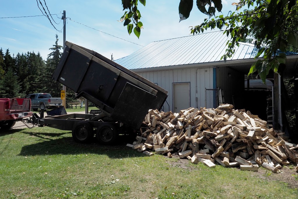 Firewood On Hi-way 53 | 284019 Hiway 53 R.R. 3, Rimbey, AB T0C 2J0, Canada | Phone: (403) 783-8804