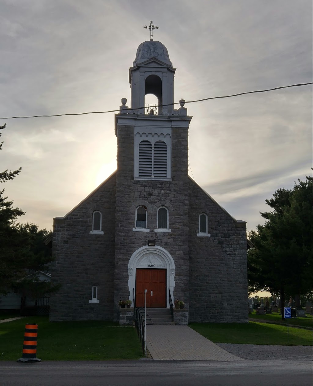 St. John the Evangelist Church | 2540 Stagecoach Rd, Osgoode, ON K0A 2W0, Canada | Phone: (613) 821-0761