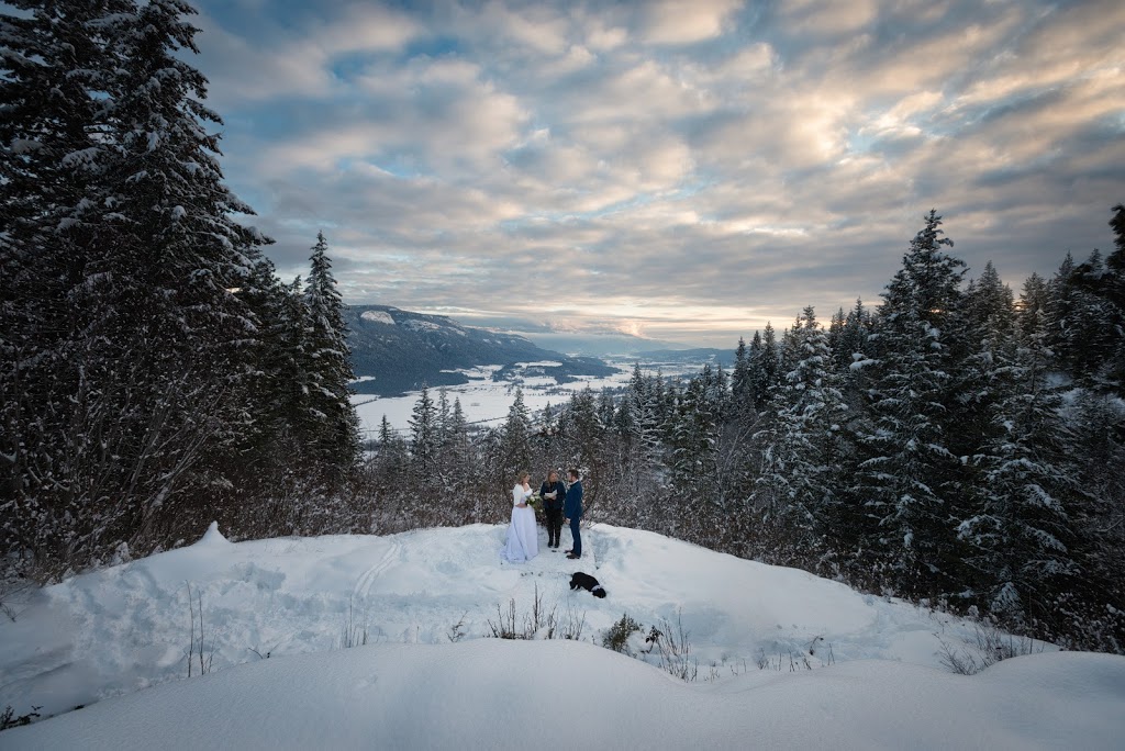 Life Force Weddings | 1346 Freeman Rd, Lee Creek, BC V0E 1M4, Canada | Phone: (250) 679-4411