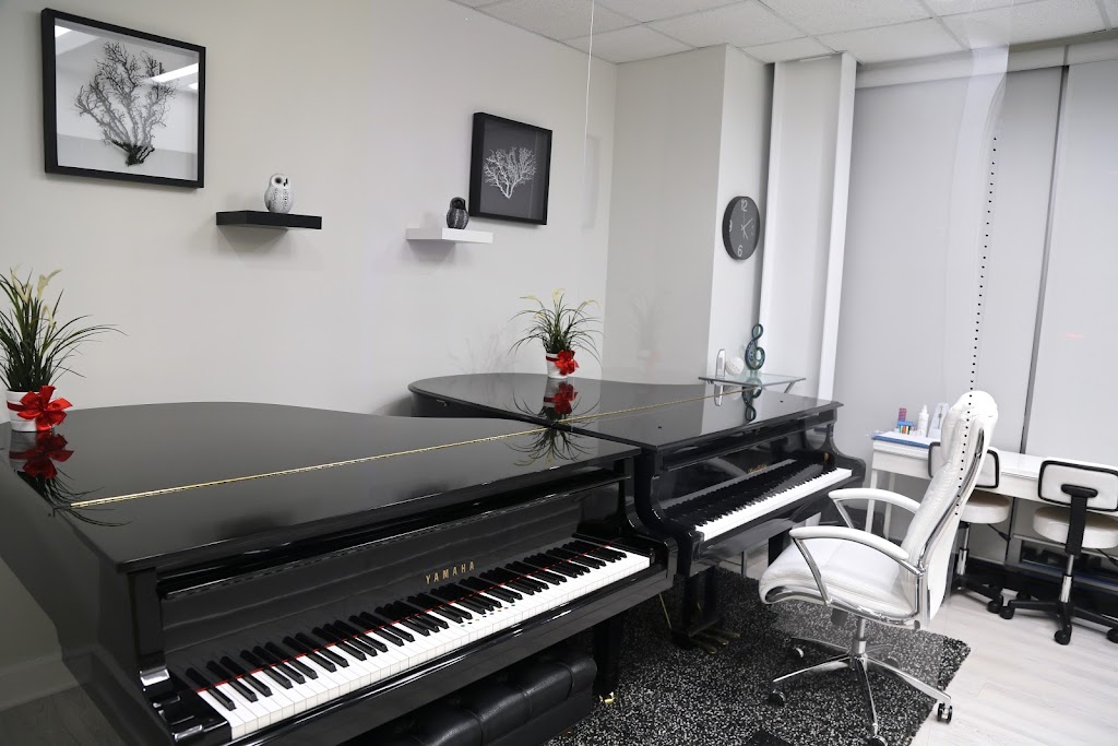 ELITE PIANO STUDIOS West Vancouver | 2168 Marine Dr #101, West Vancouver, BC V7V 1K3, Canada | Phone: (604) 710-0937