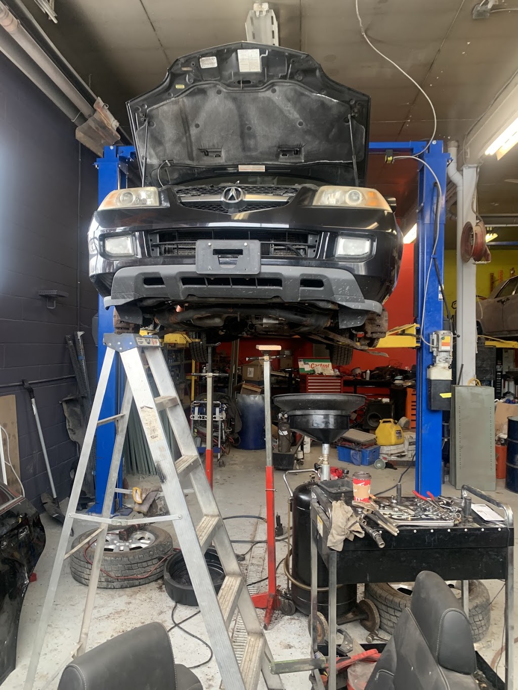 Auto mechanic | 12765 Keele St, King City, ON L7B 1H5, Canada | Phone: (647) 292-5727