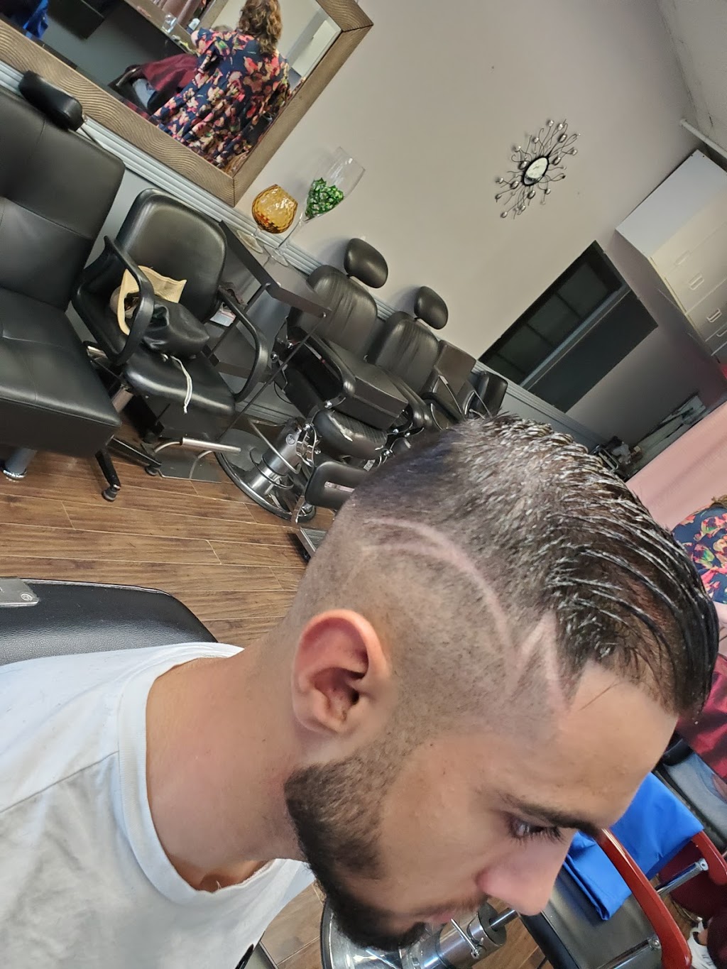 Muhib barber shop صالون مهيب للحلاقة الرجالي | 1193 Birchmount Rd, Scarborough, ON M1P 2C1, Canada | Phone: (647) 784-7777