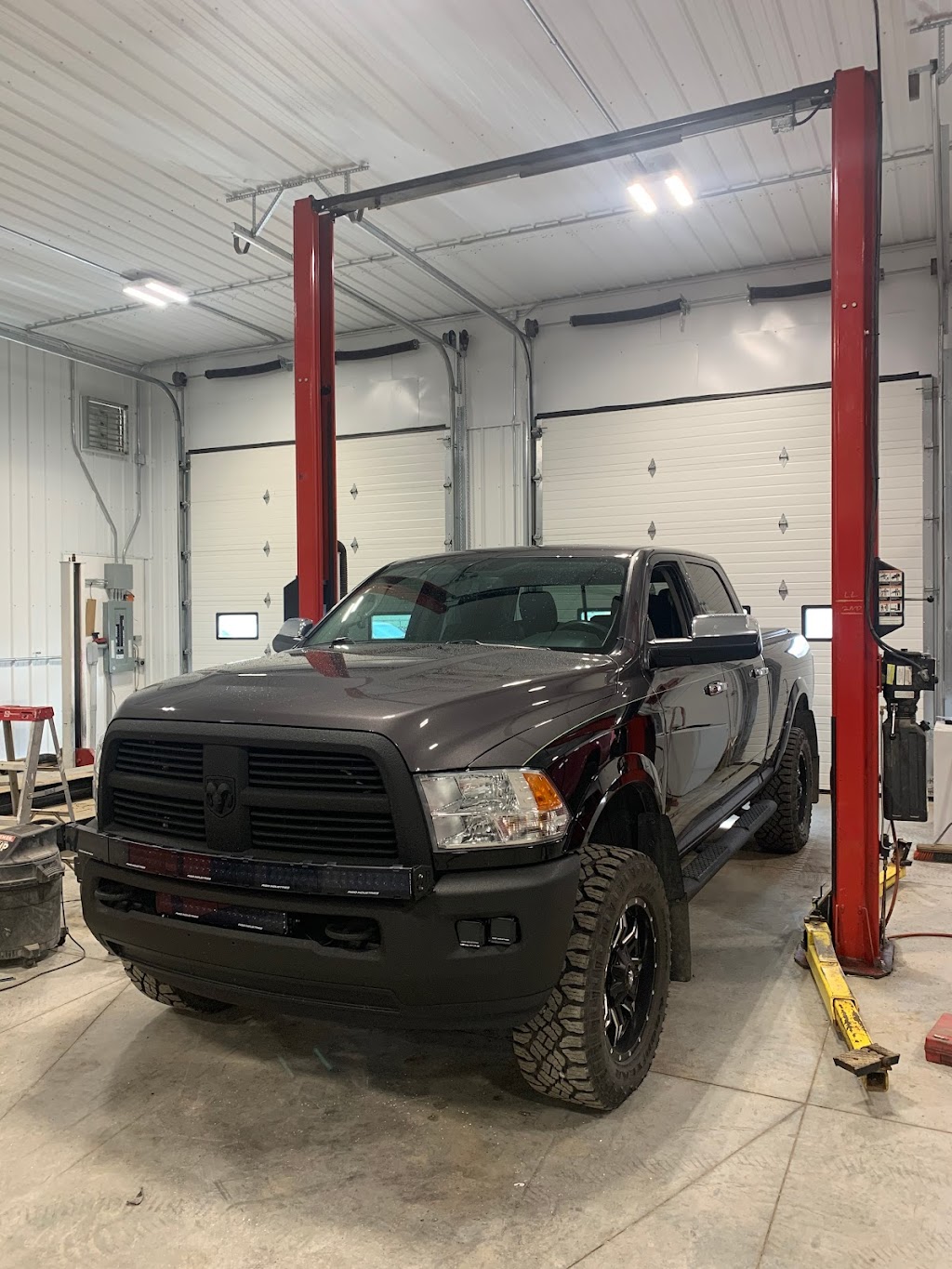 Fast Farm Garage | RR1 Site 12 Box 39 402247, 48 St W, Okotoks, AB T1S 1A1, Canada | Phone: (403) 938-6556