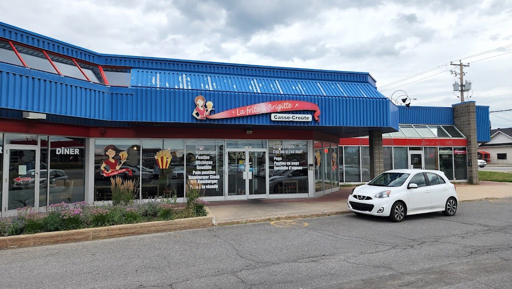 Frite A Brigitte | 347 Bd Harwood, Vaudreuil-Dorion, QC J7V 7W1, Canada | Phone: (450) 510-5151