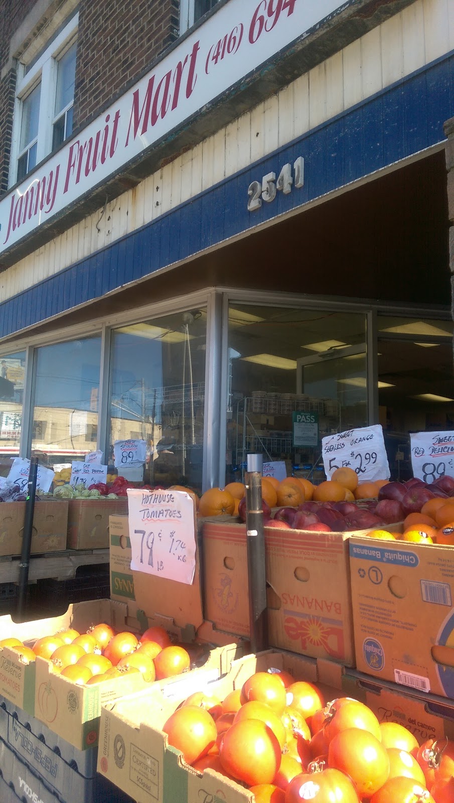 Jannys Fruit Market | 2541 Danforth Ave, Toronto, ON M4C 1L1, Canada | Phone: (647) 347-7996