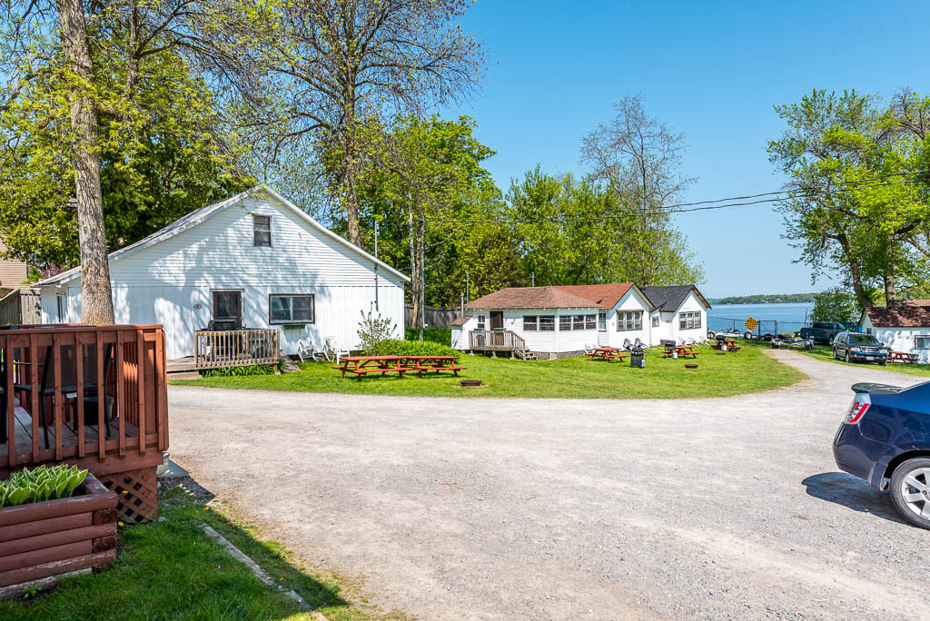 Plank Road Cottages & Marina | 5303 Plank Rd, Gores Landing, ON K0K 2E0, Canada | Phone: (905) 342-5555